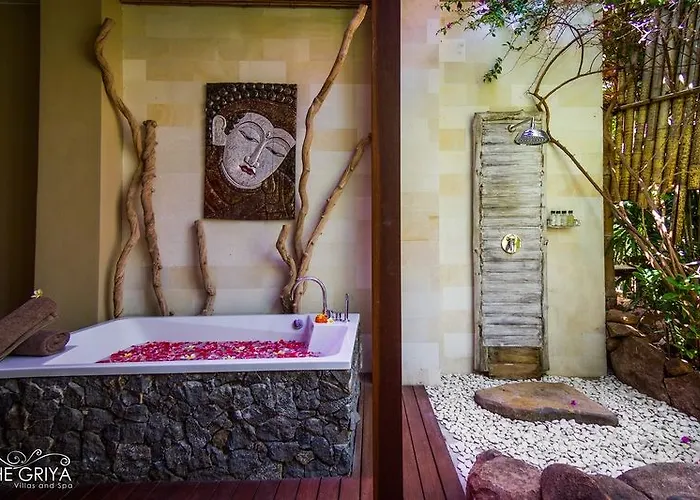 The Griya & Hotel 5*